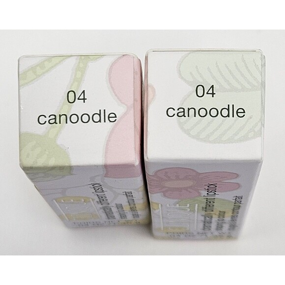 Lot of 2 Clinique Dramatically Different Lipstick in 04 Canoodle Travel Size NIB - Picture 2 of 4